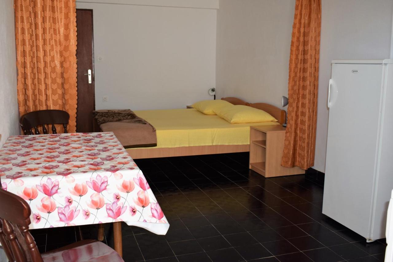 Apartments By The Sea Kabli, Peljesac - 10225 Brijesta Екстер'єр фото