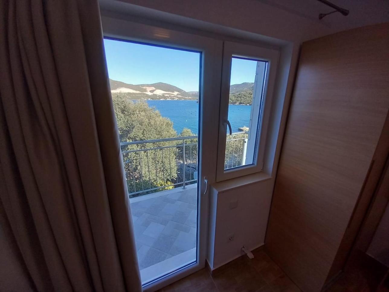 Apartments By The Sea Kabli, Peljesac - 10225 Brijesta Екстер'єр фото