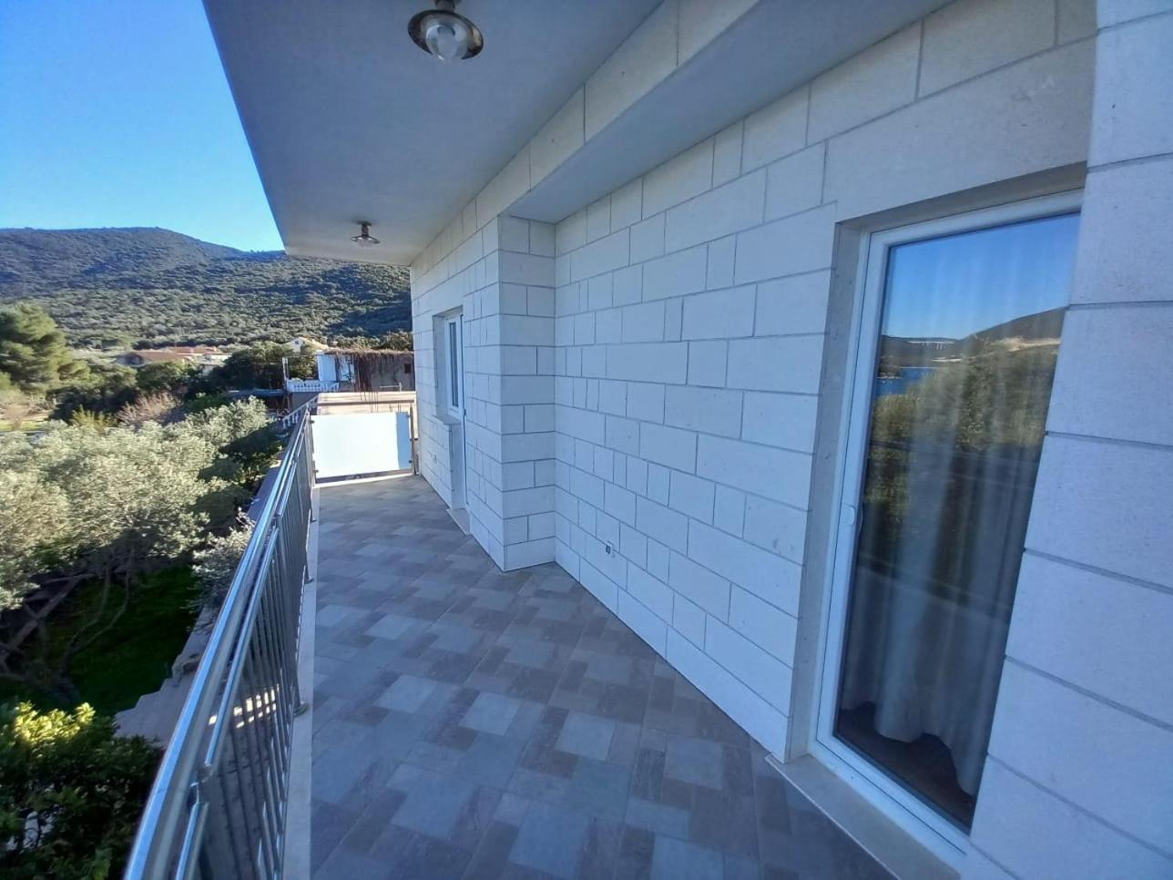 Apartments By The Sea Kabli, Peljesac - 10225 Brijesta Екстер'єр фото